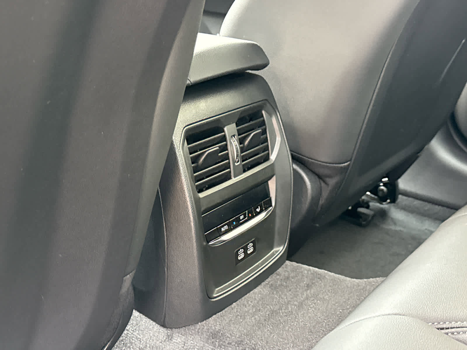 New 2026 BMW i4 xDrive40i w/ M Sport Package image 17