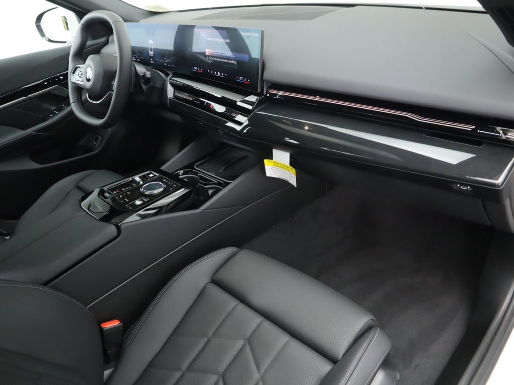 Certified 2025 BMW 530i 530i image 19