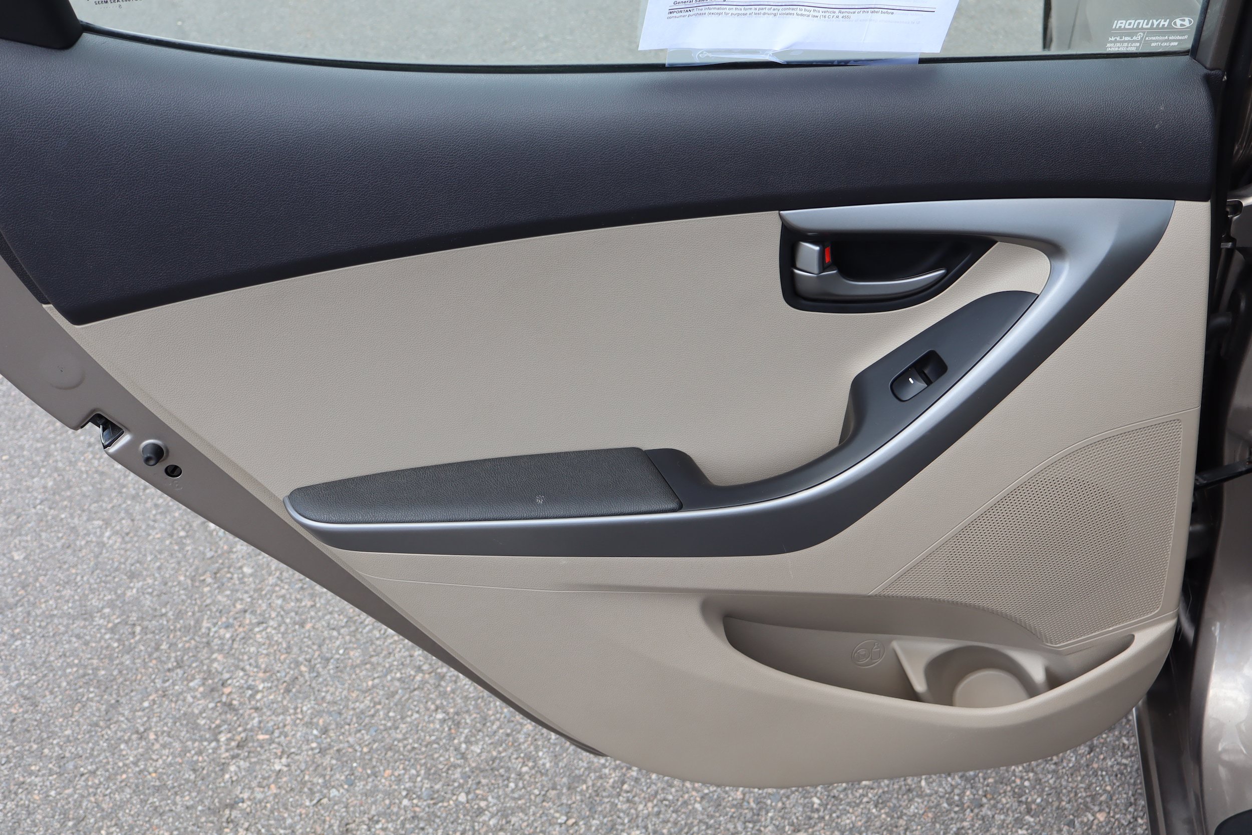 Used 2016 Hyundai Elantra SE FWD image 26
