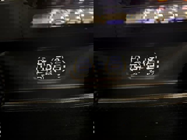 Used 2020 RAM 1500 Laramie image 32