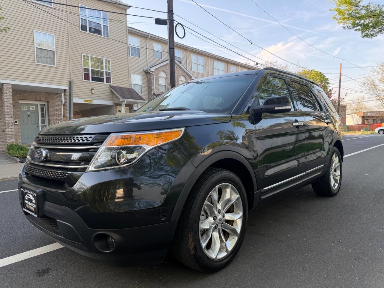 Used 2015 Ford Explorer Limited w/ Equipment Group 302A image 2
