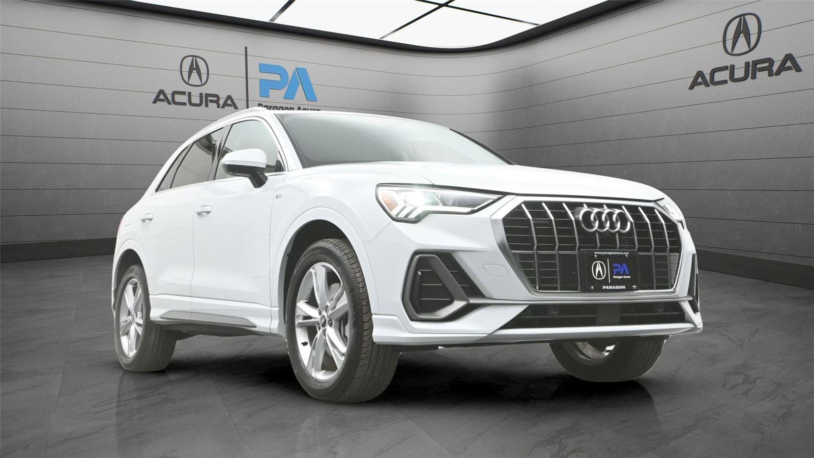Used 2022 Audi Q3 2.0T Premium Plus w/ Premium Plus Package image 32