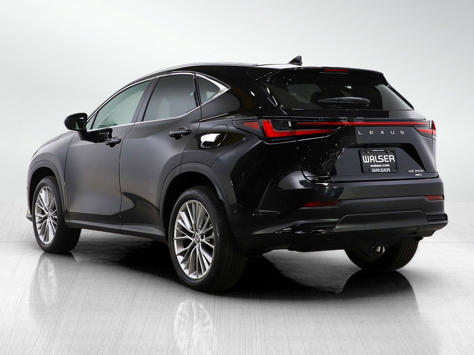 Used 2024 Lexus NX 350h AWD w/ Vision Package image 4