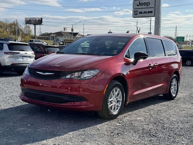 New 2026 Chrysler Voyager LX FWD image 23