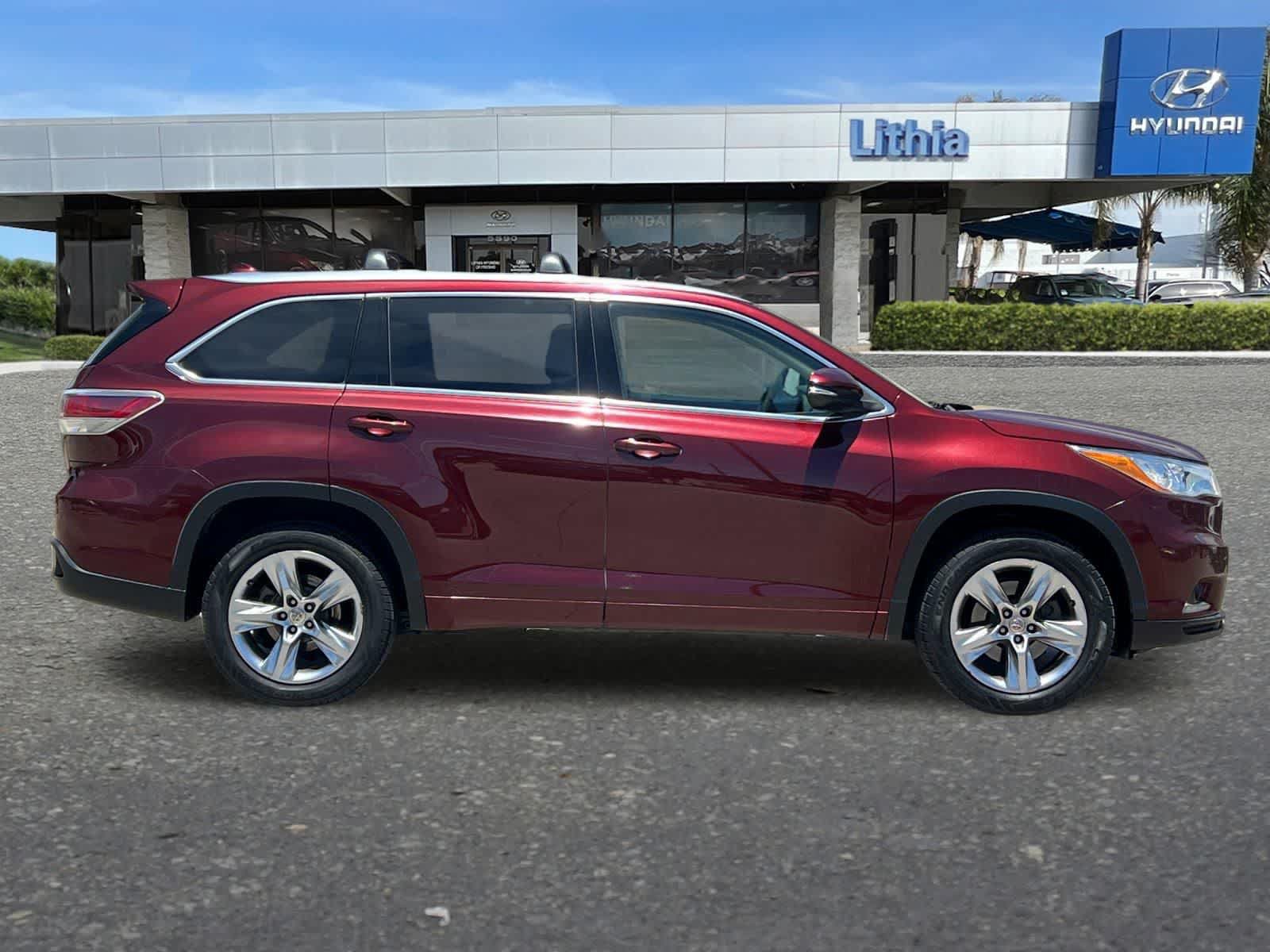 Used 2015 Toyota Highlander Limited FWD image 9