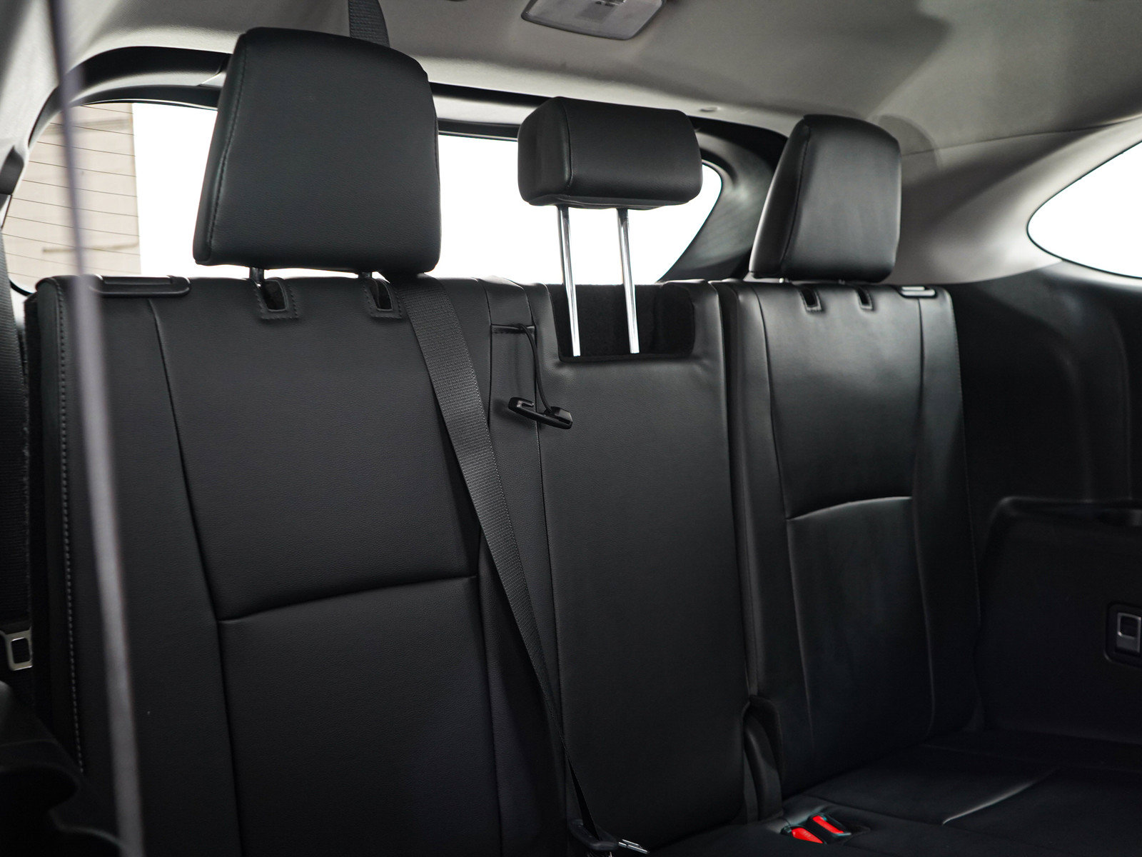 Used 2024 Toyota Highlander Limited AWD/4WD image 15