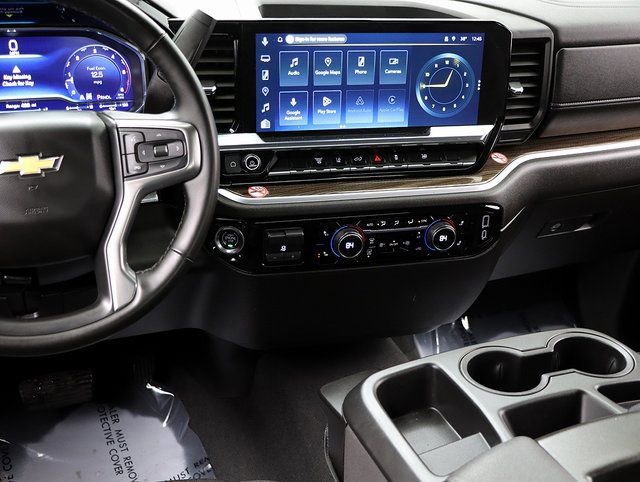 Certified 2025 Chevrolet Silverado 2500 LT w/ Convenience Package image 15