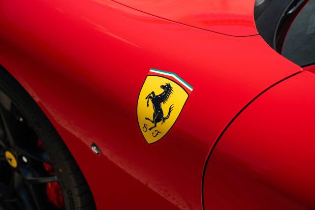 Certified 2025 Ferrari Roma Spider image 19