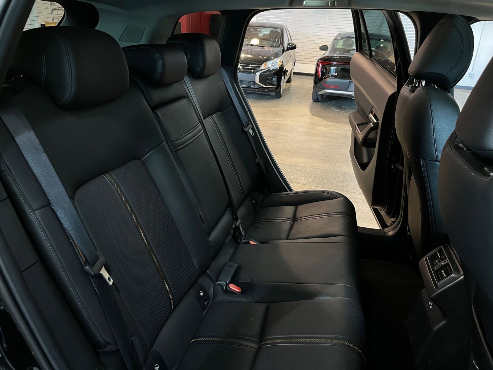 Used 2025 MAZDA CX-50 2.5 Hybrid w/ Premium Plus Pkg AWD/4WD image 39