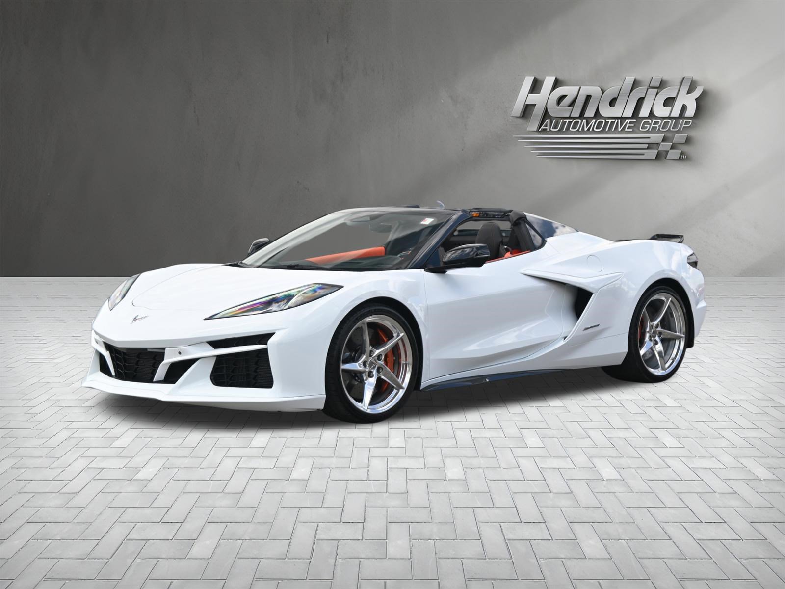 Used 2025 Chevrolet Corvette E-Ray w/ Stealth Interior Trim Package AWD/4WD image 5