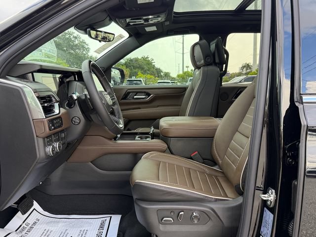 New 2026 GMC Yukon XL Denali Ultimate AWD/4WD image 10