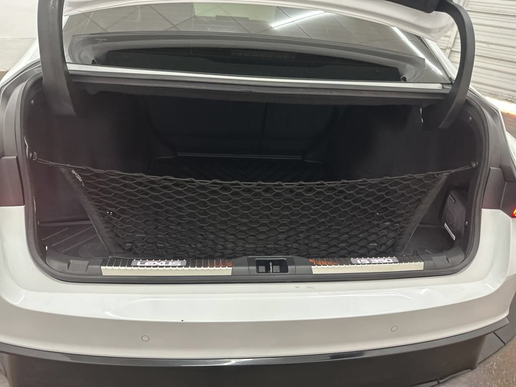 Used 2023 Lexus IS 350 F Sport RWD image 29