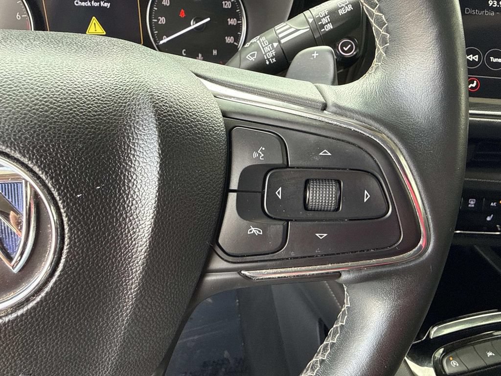 Used 2023 Buick Envision Essence FWD image 35