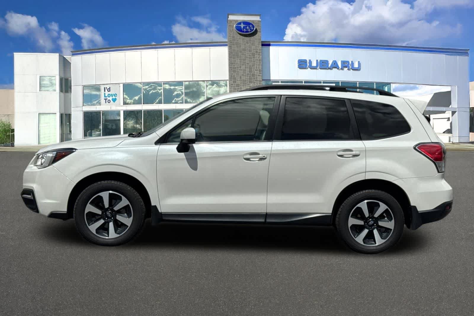 Used 2018 Subaru Forester 2.5i Premium AWD/4WD image 9