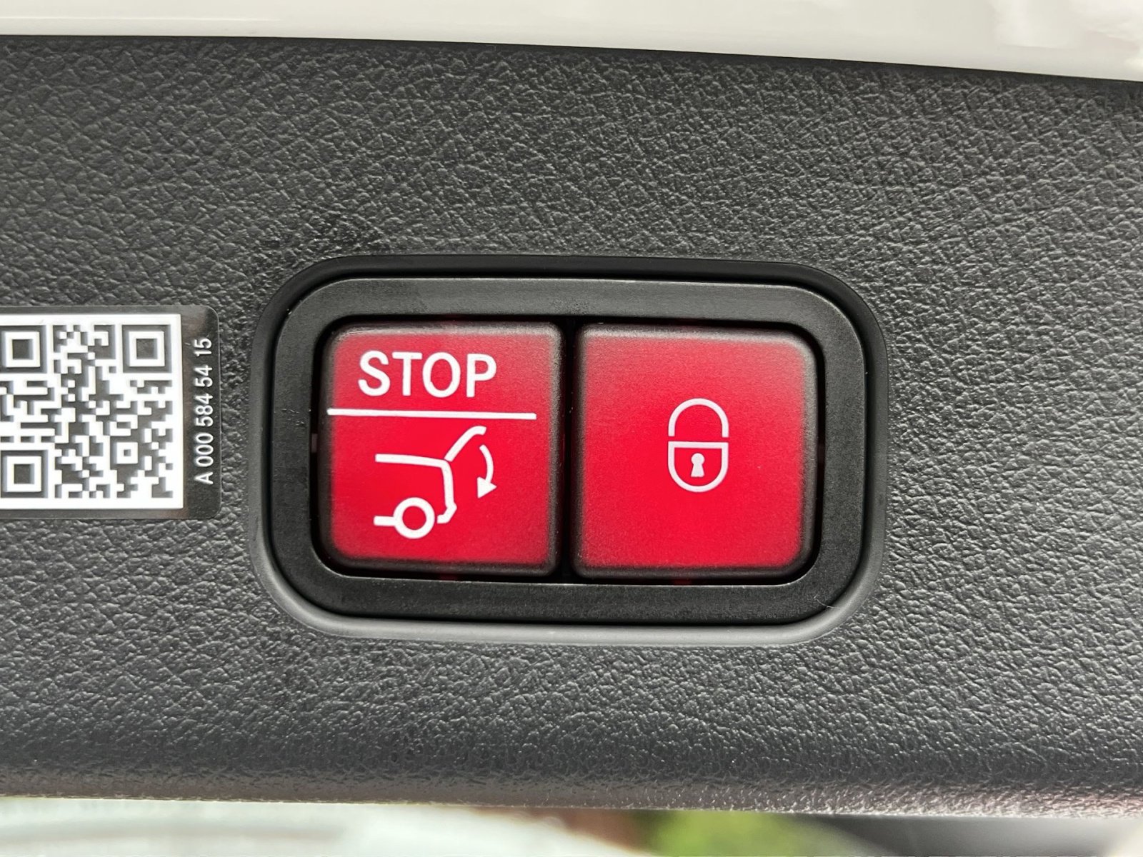 Certified 2026 Mercedes-Benz GLC 300 4MATIC image 25