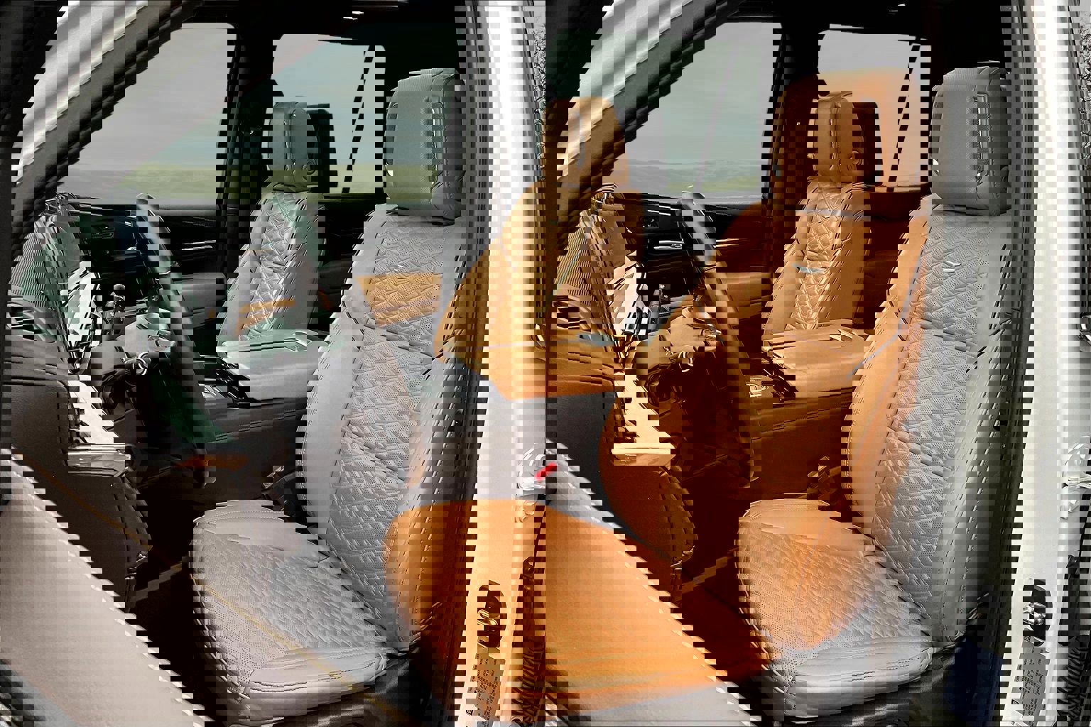 Used 2021 Cadillac Escalade Premium Luxury image 13