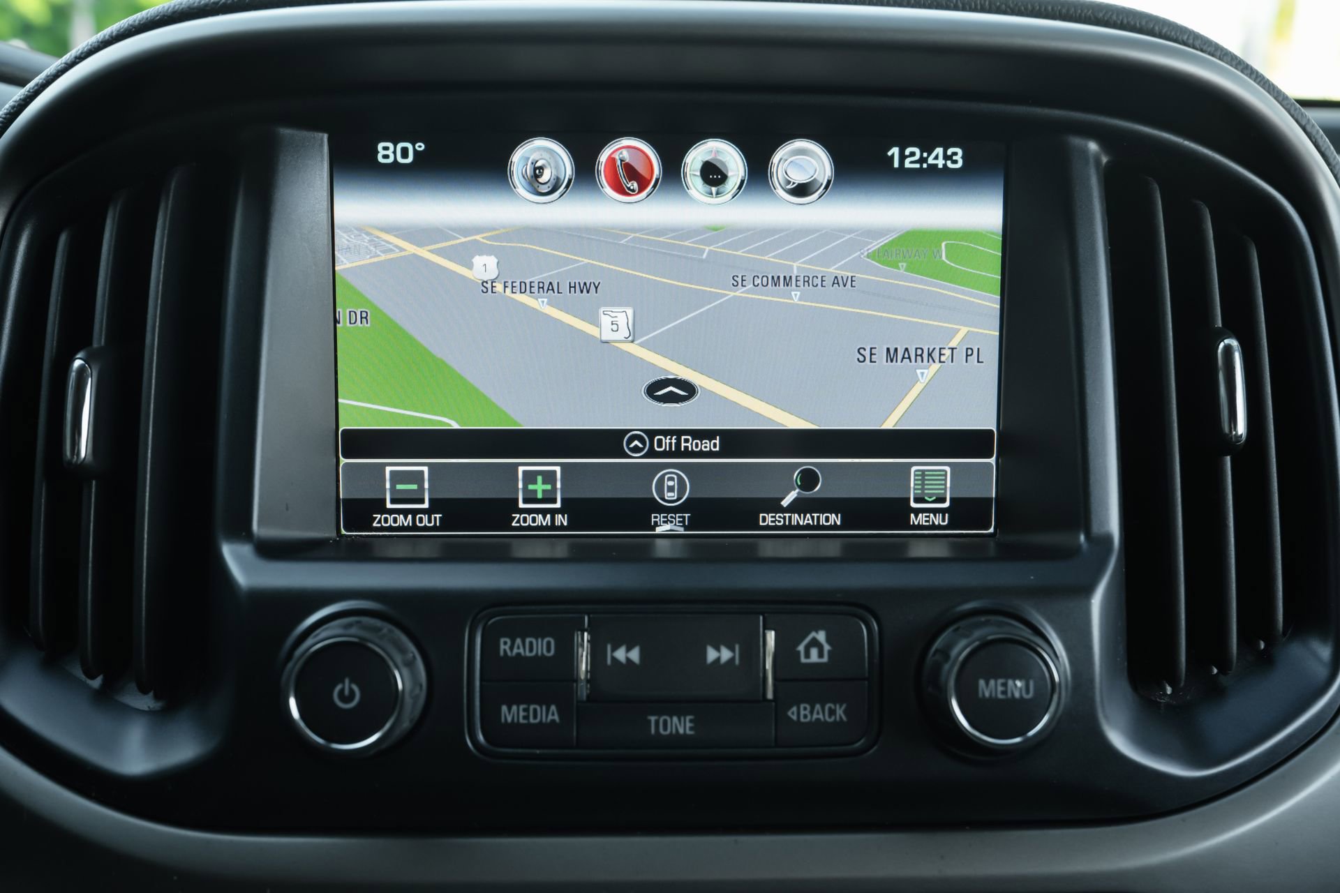 Used 2017 Chevrolet Colorado Z71 w/ Z71 Midnight Edition image 14