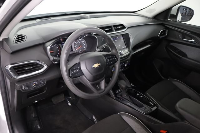 Used 2022 Chevrolet TrailBlazer LT FWD image 25