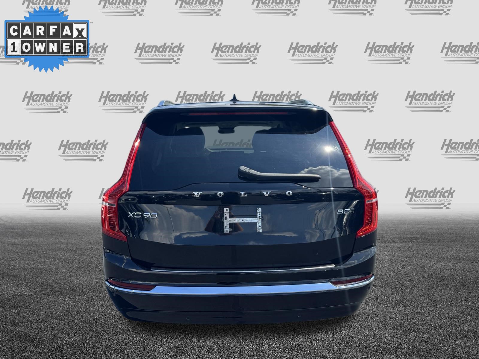Used 2023 Volvo XC90 B5 Plus w/ Protection Package Premier AWD/4WD image 9