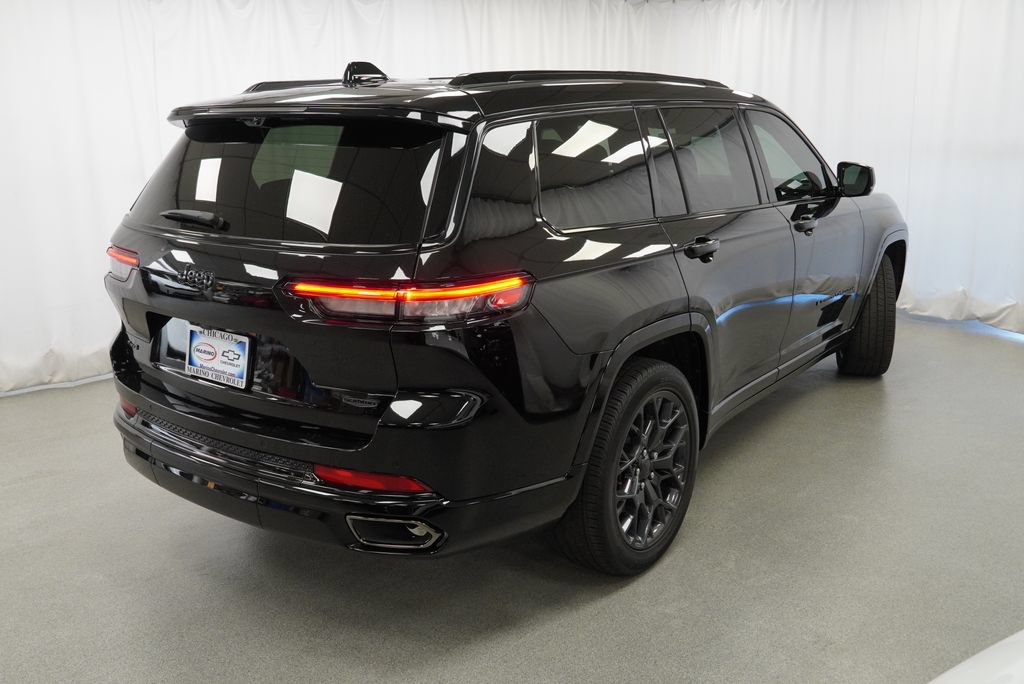 Used 2024 Jeep Grand Cherokee L Summit AWD/4WD image 3