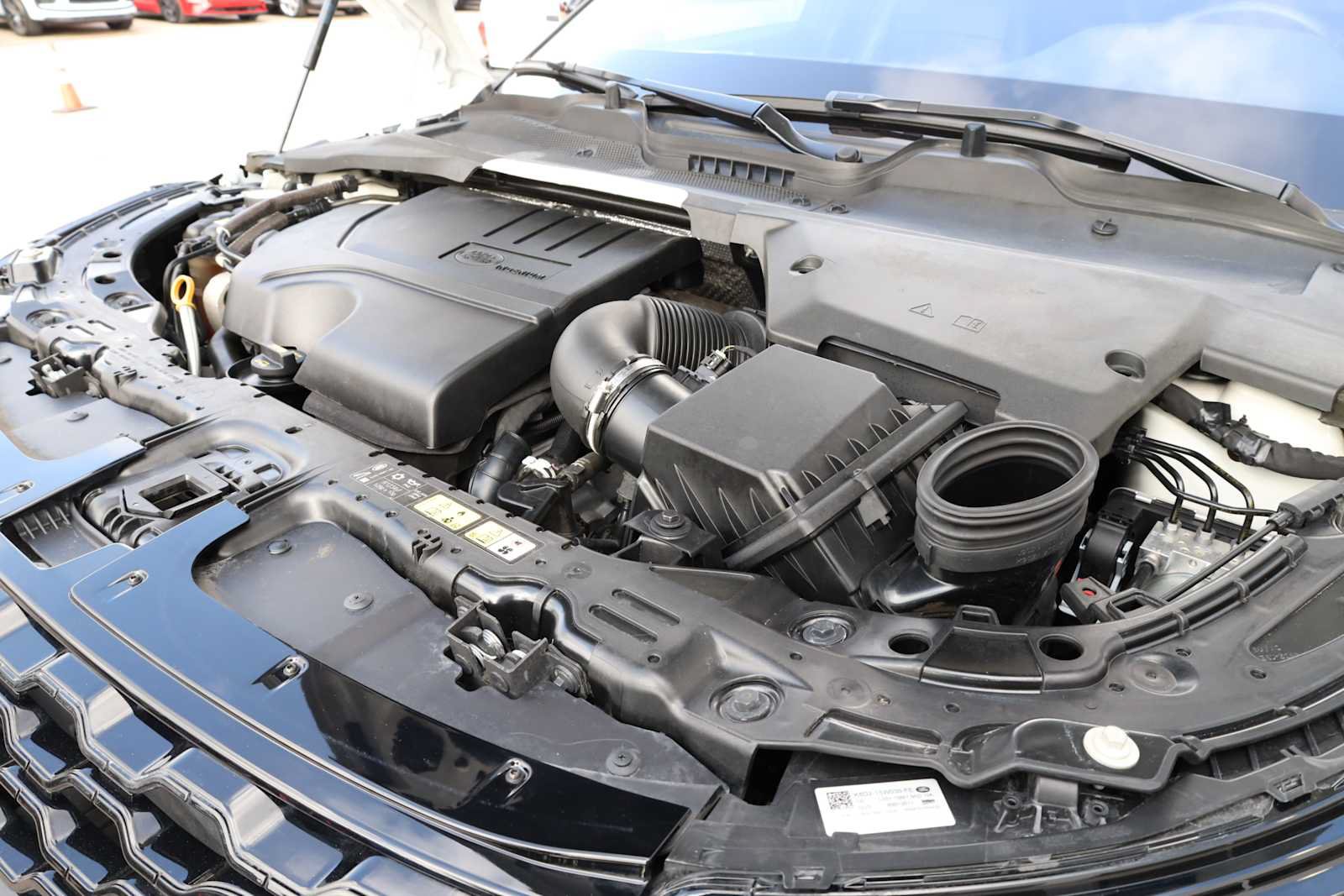 Used 2020 Land Rover Range Rover Evoque SE AWD/4WD image 45