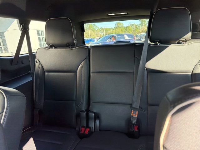 Certified 2023 Chevrolet Suburban Premier image 8