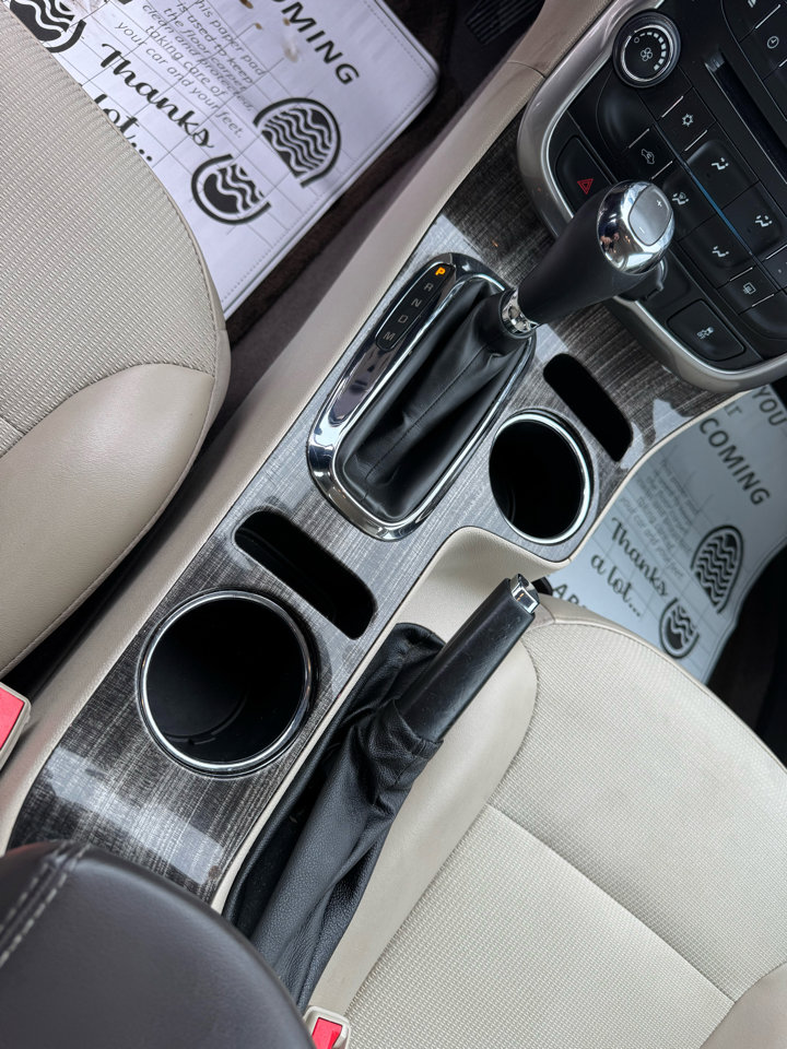 Used 2015 Chevrolet Malibu LT w/ Power Convenience Package image 31