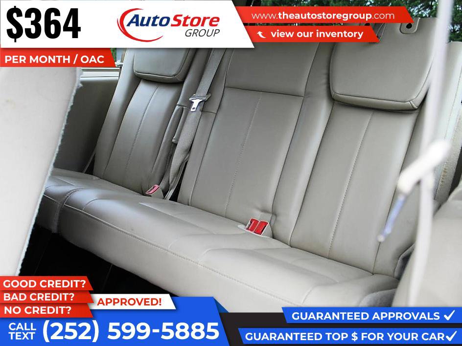 Used 2016 Ford Expedition EL XLT w/ Equipment Group 202A RWD image 11