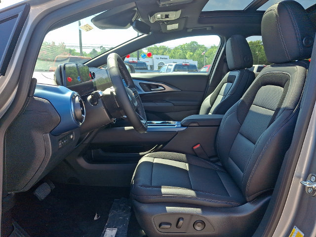New 2026 Chevrolet Equinox EV LT AWD/4WD image 9
