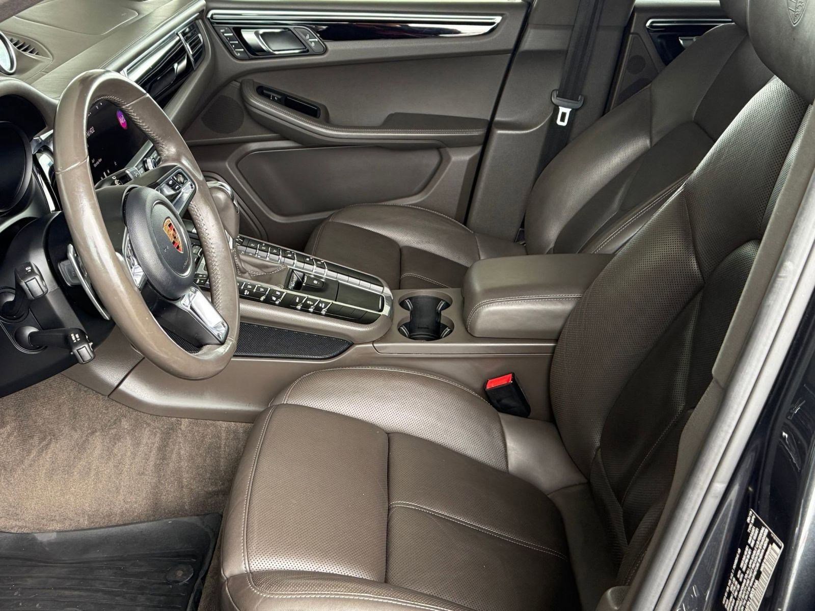 Used 2020 Porsche Macan AWD image 5
