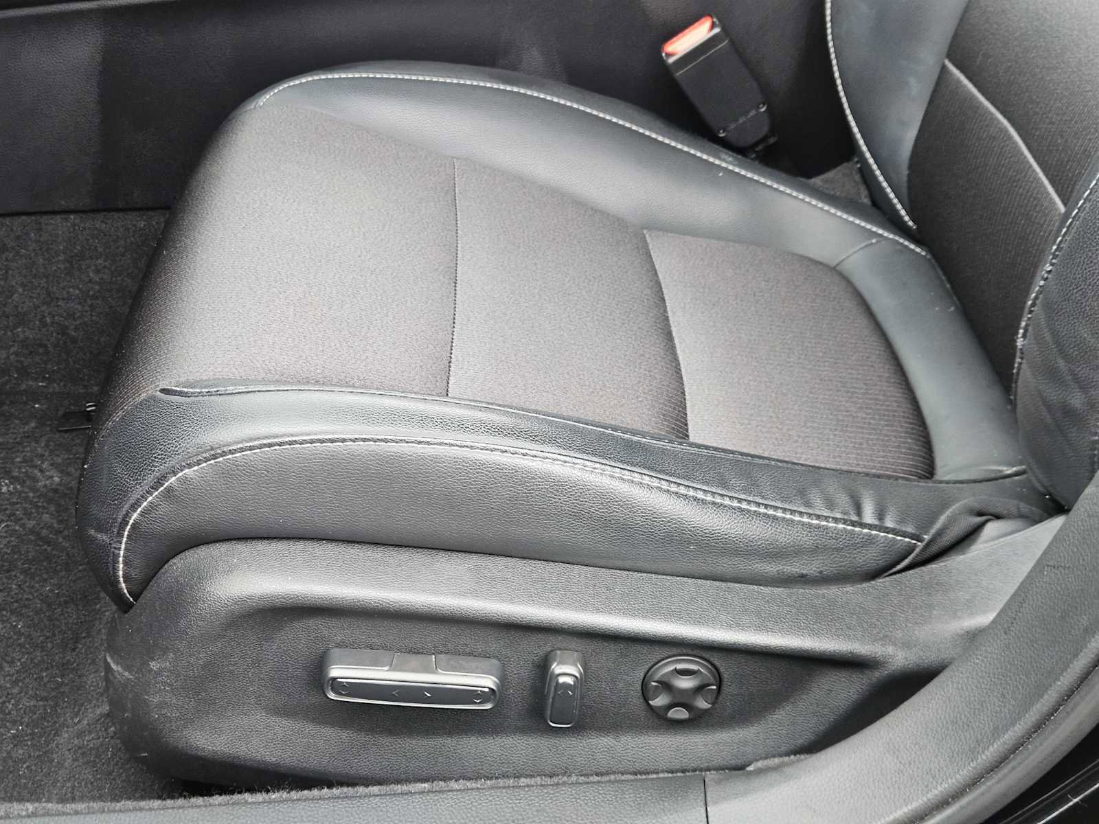 Used 2018 Honda Accord Sport image 22