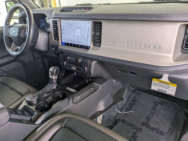 Used 2025 Ford Bronco Outer Banks AWD/4WD image 22