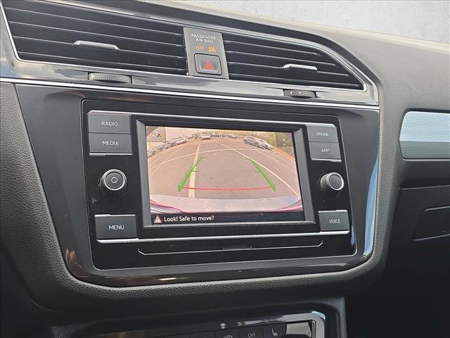 Used 2022 Volkswagen Tiguan S image 10