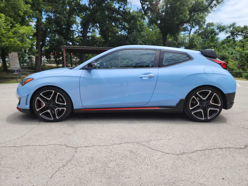 Used 2020 Hyundai Veloster N w/ Performance Package FWD image 4