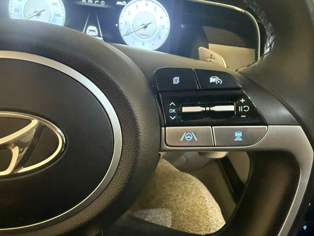 Certified 2023 Hyundai Tucson Limited AWD/4WD image 32