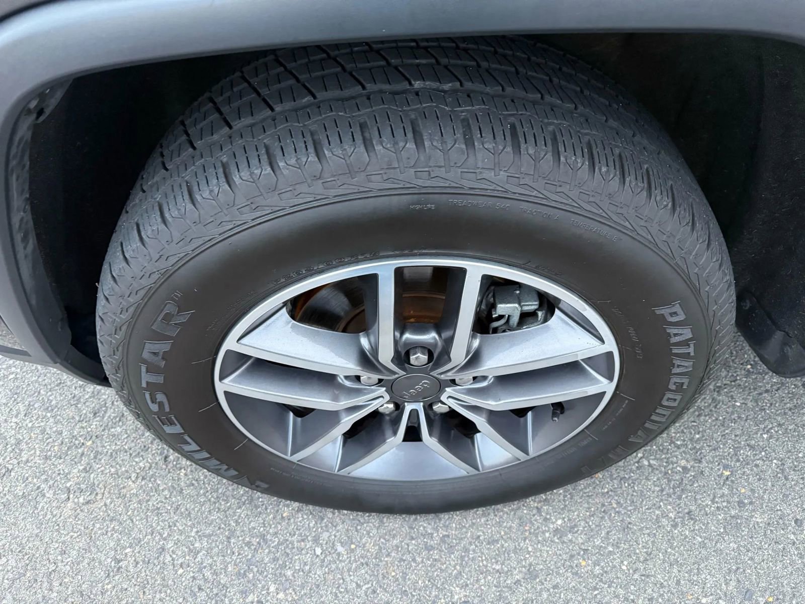 Used 2019 Jeep Grand Cherokee Limited w/ Luxury Group II image 20