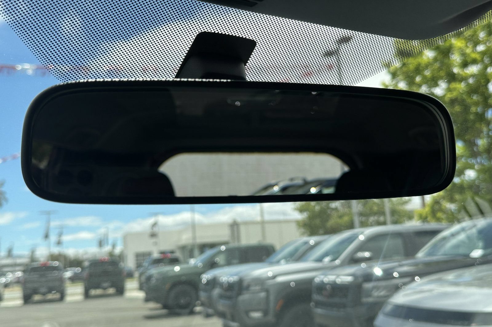 Used 2024 Mitsubishi Outlander AWD image 38