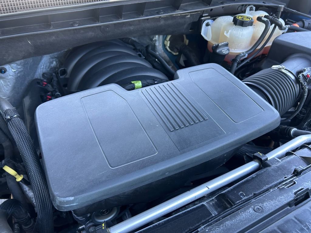 Used 2022 Chevrolet Silverado 1500 ZR2 w/ Technology Package image 30