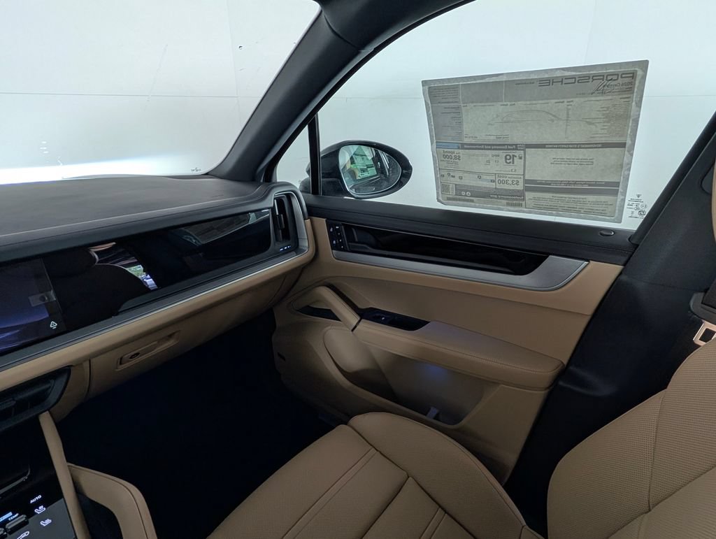 New 2026 Porsche Cayenne AWD/4WD image 23