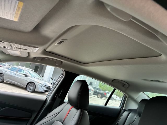 New 2026 Nissan Sentra SR w/ SR Premium Package FWD image 17