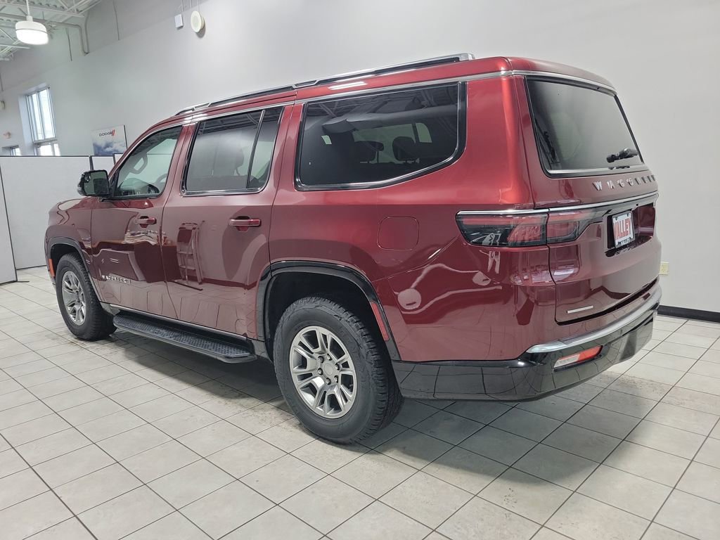 Used 2023 Jeep Wagoneer 4WD image 17