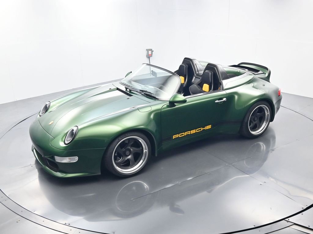 Used 1995 Porsche 911 Carrera RWD image 38