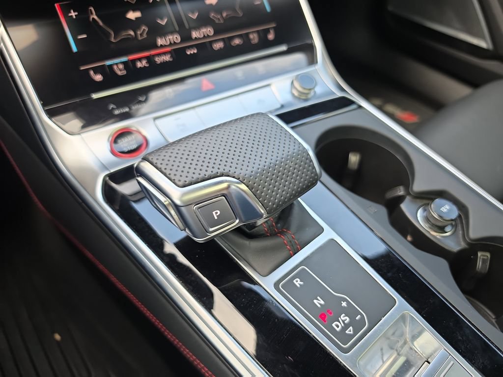 Used 2025 Audi RS 7 Performance AWD/4WD image 27