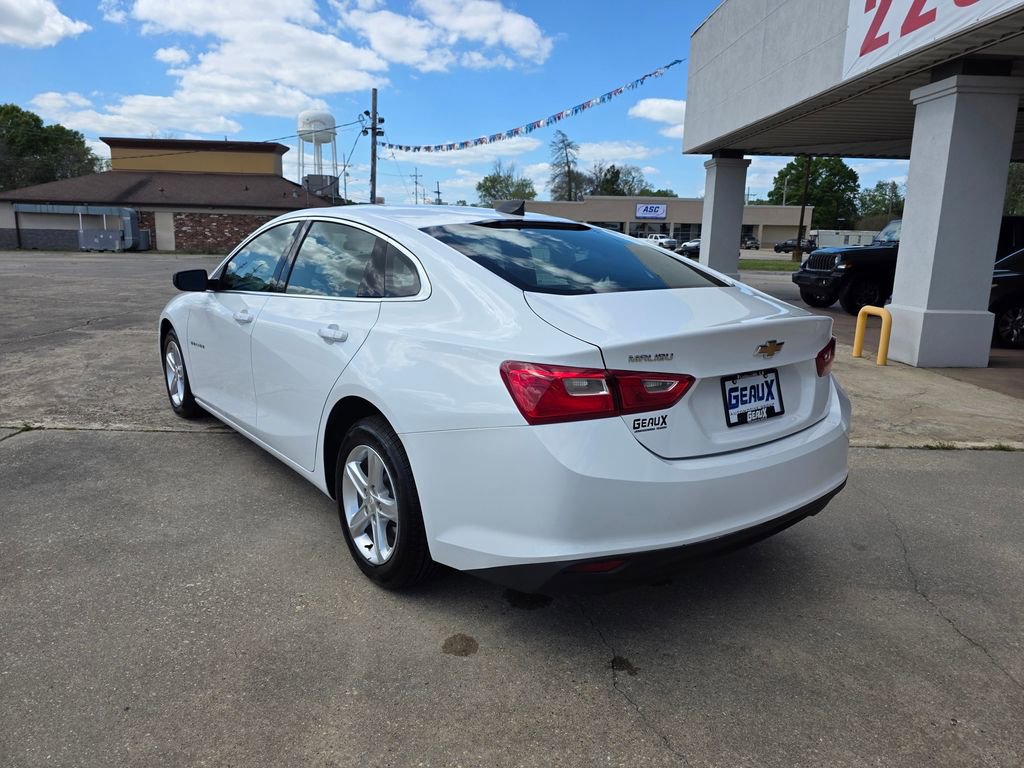 Used 2024 Chevrolet Malibu LS image 3