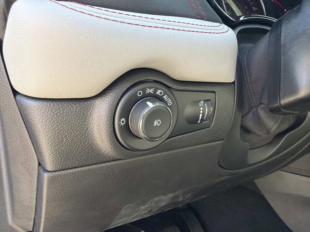 Used 2023 Dodge Durango R/T image 31