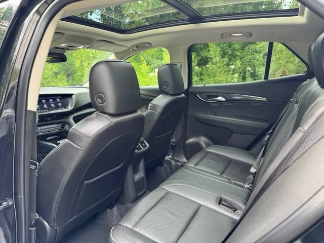 Used 2021 Buick Envision Essence w/ Sport Touring Package FWD image 12