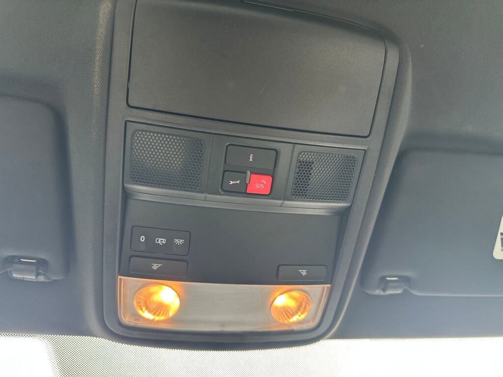 Used 2017 Volkswagen Jetta Sport w/ Jetta Sport Lighting Package image 21