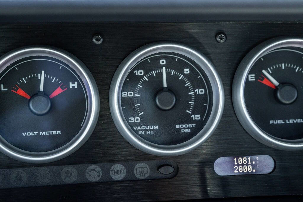 Used 2005 Ford GT image 96