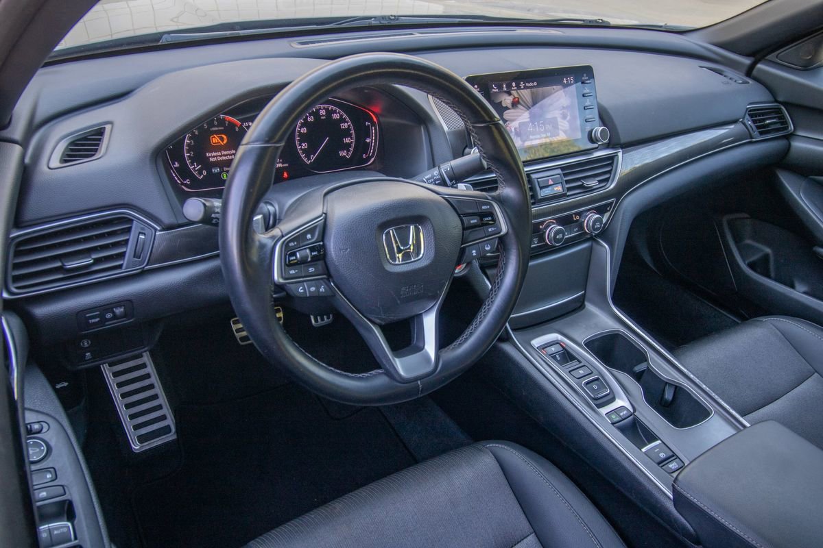 Used 2020 Honda Accord Sport image 12