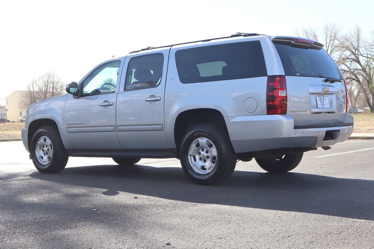 Used 2013 Chevrolet Suburban LT image 7